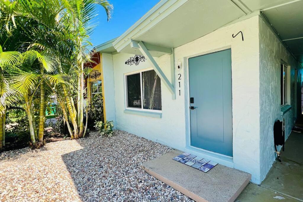 Luxury 2/2 Private Oasis W/Hot Tub Walk To Beach Cape Canaveral Buitenkant foto
